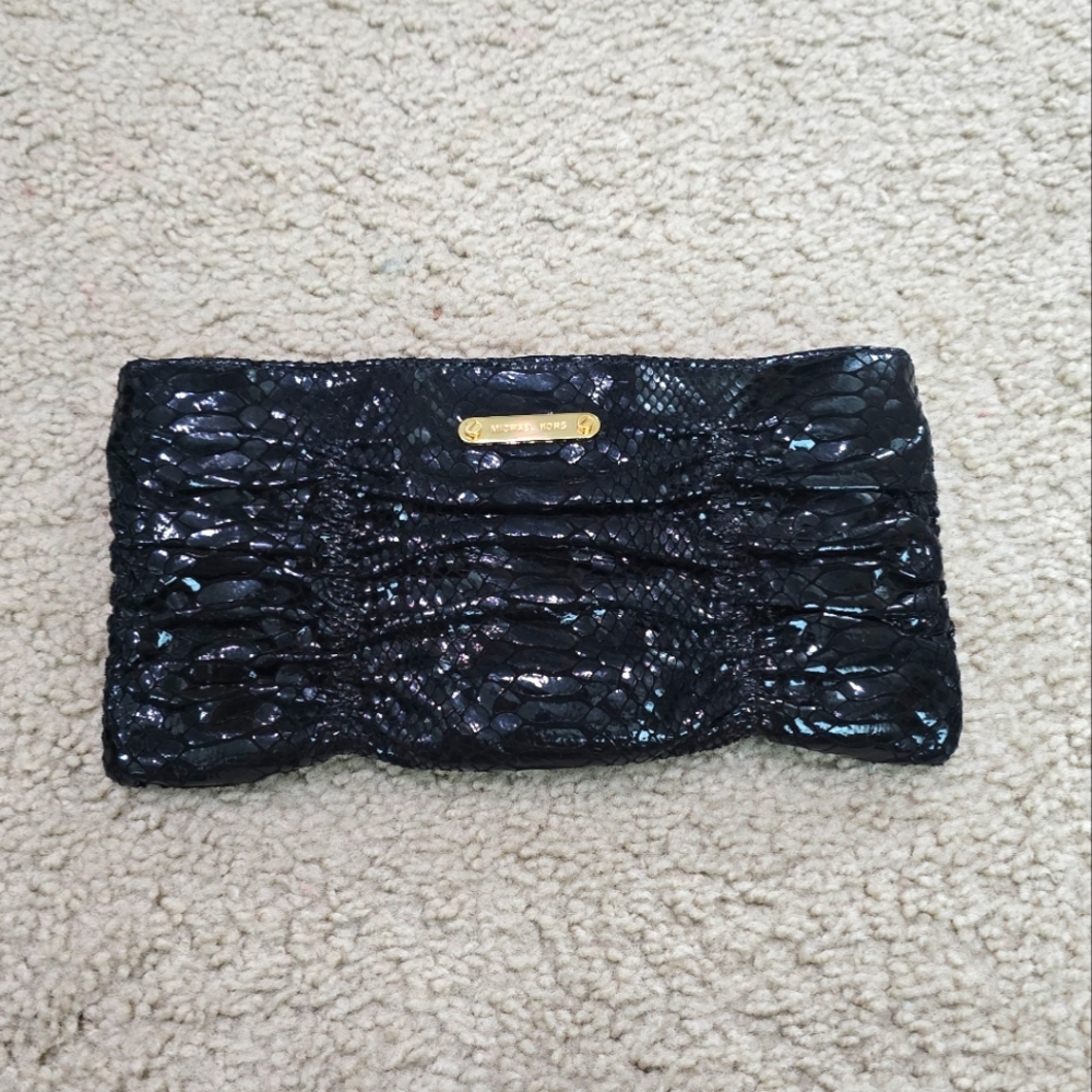 Michael Kors Clutch Purse Wallet Black Snake Skin Pattern Genuine Leather